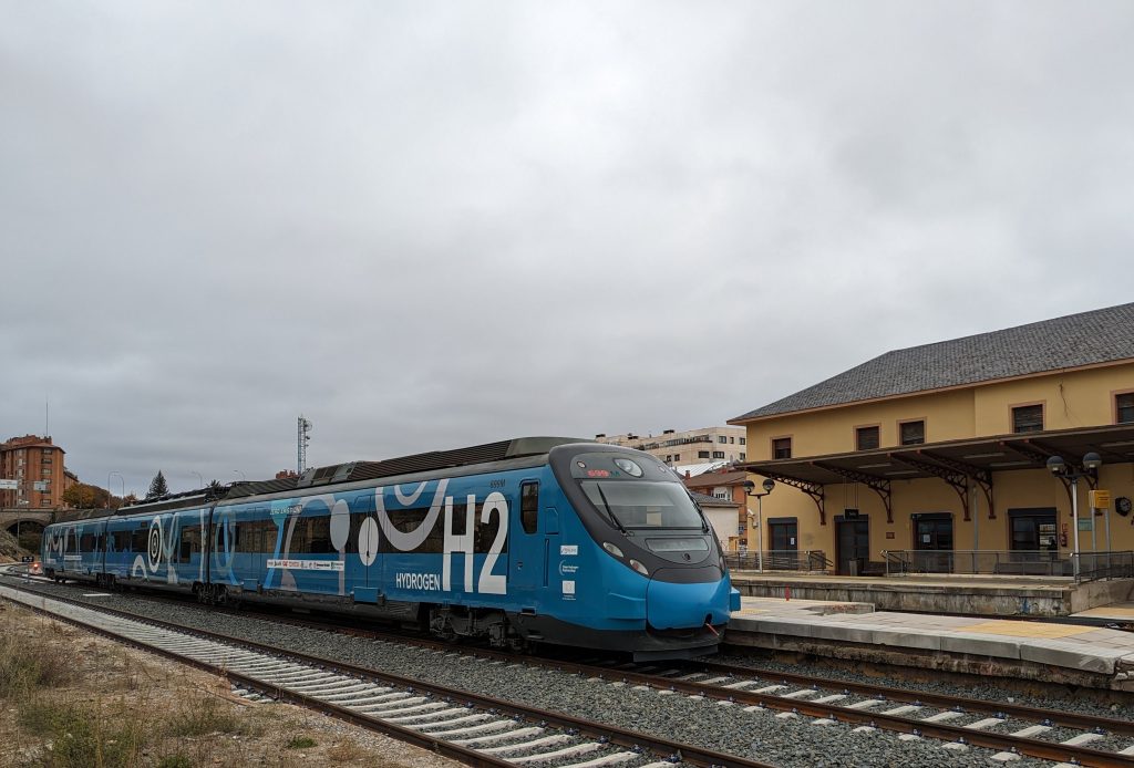 prototype hydrogen-electric train