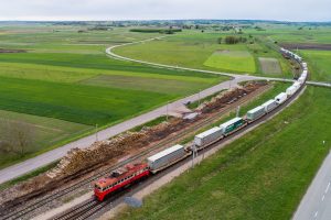 Intermodal pilot train