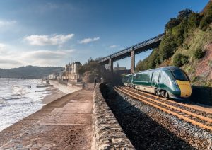 battery hybrid train