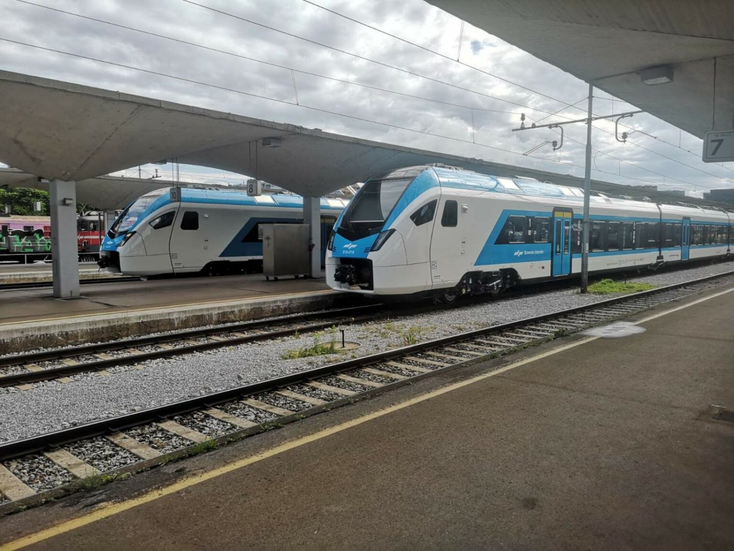 Stadler-Slovenia.jpg