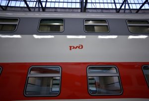 double-deck passenger cars