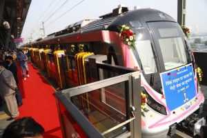 Driverless train operation 