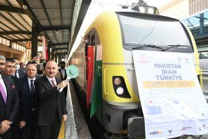 Islamabad-Tehran-Istanbul train