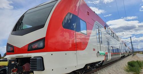 Caltrain electric train