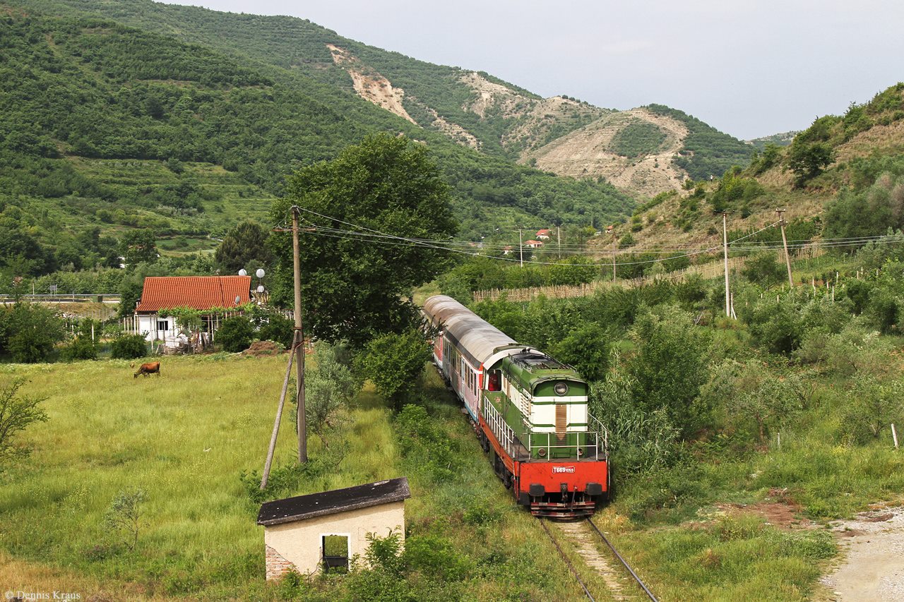 Vore-Hani i Hotit railway 
