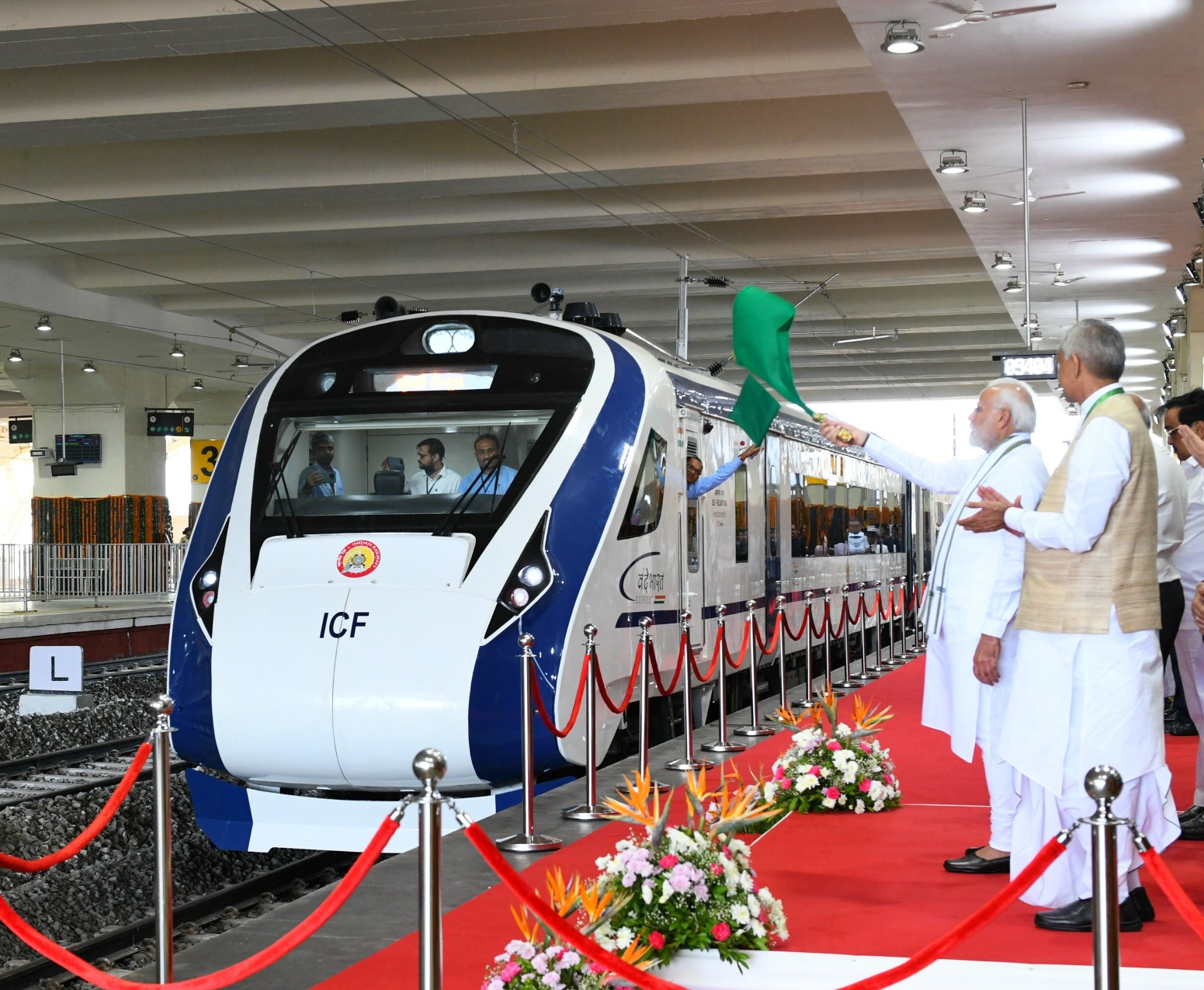Ahmedabad Metro phase I inaugurated