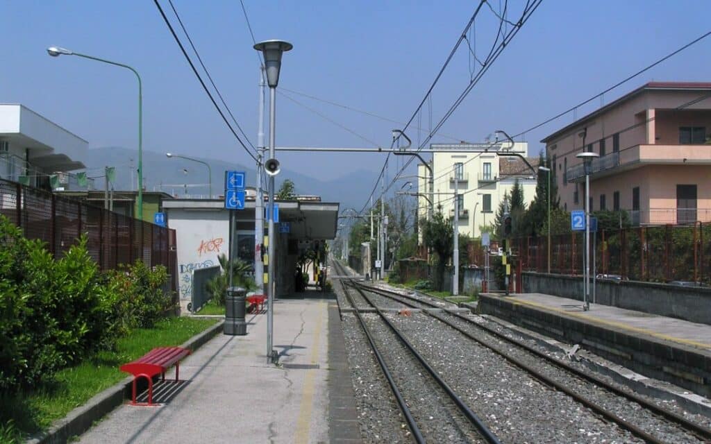 Naples rail network