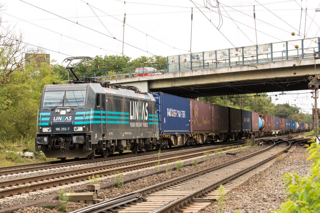 rail freight transport
