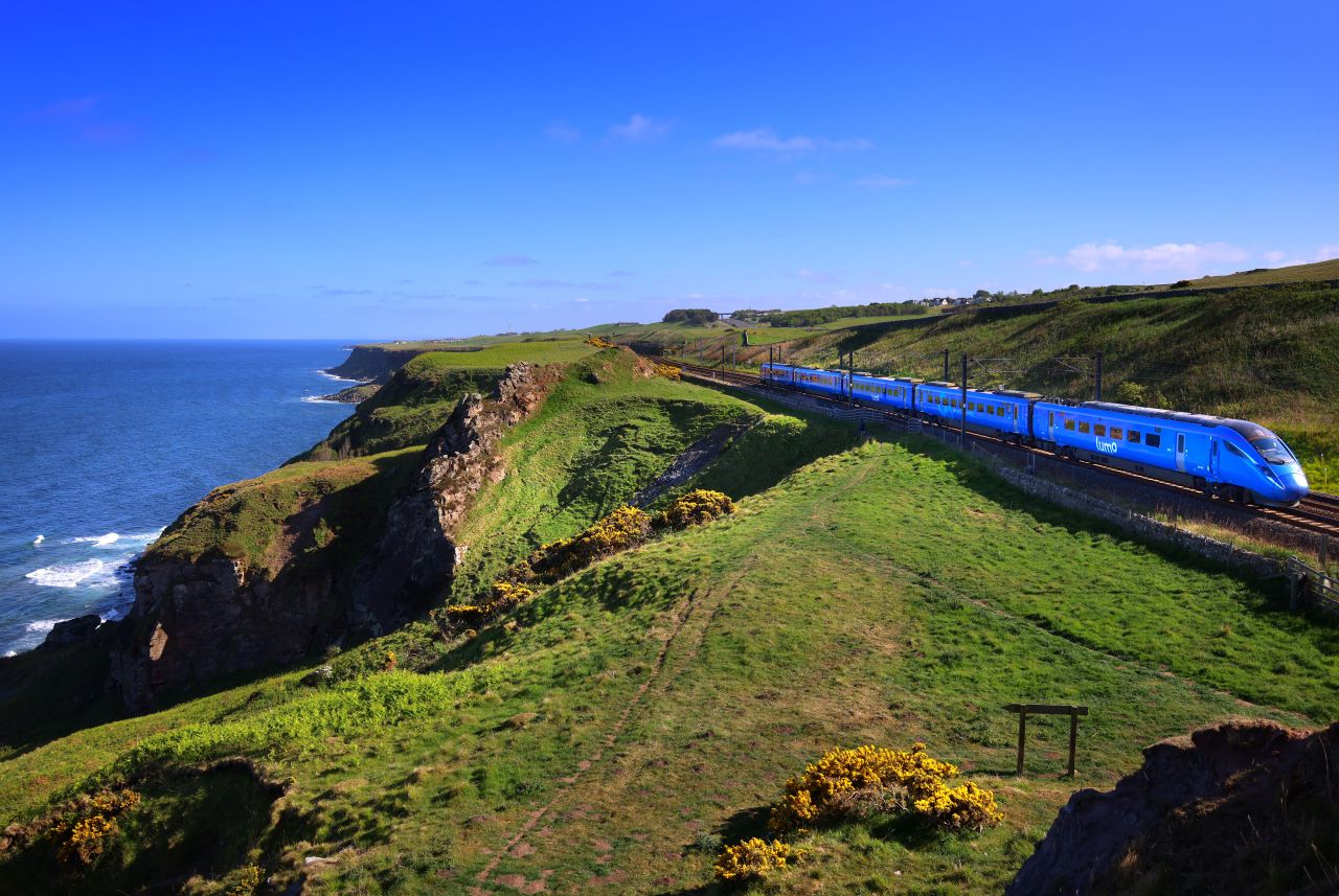FirstGroup bids to run Hereford–London rail service